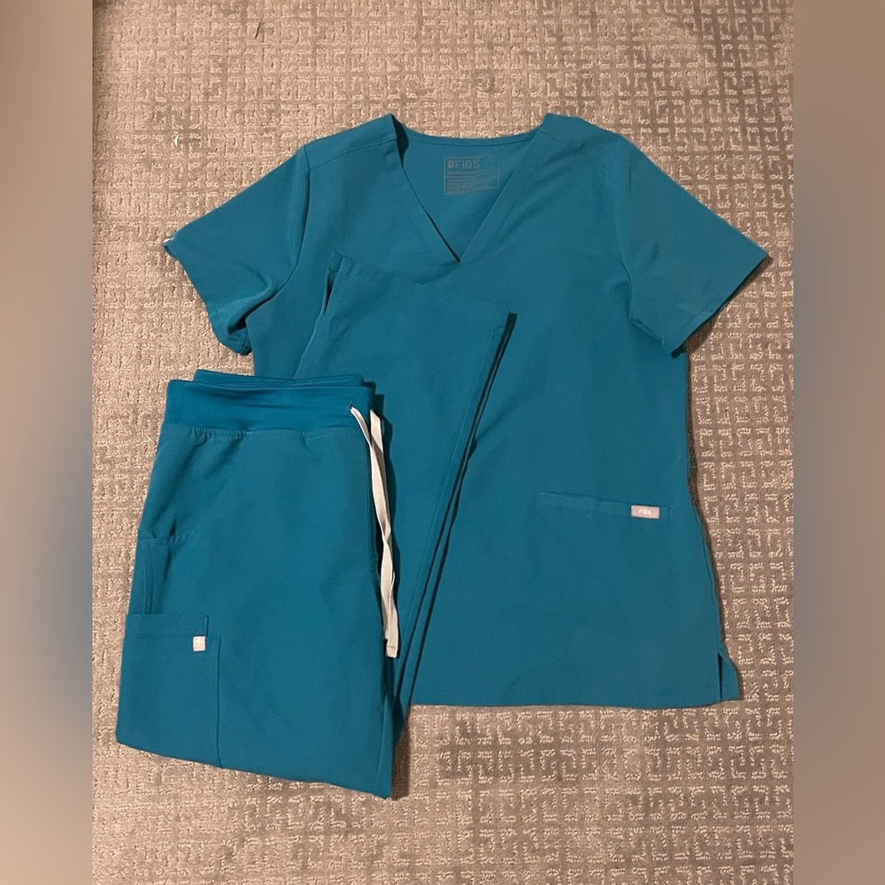 Figs Scrubs Set